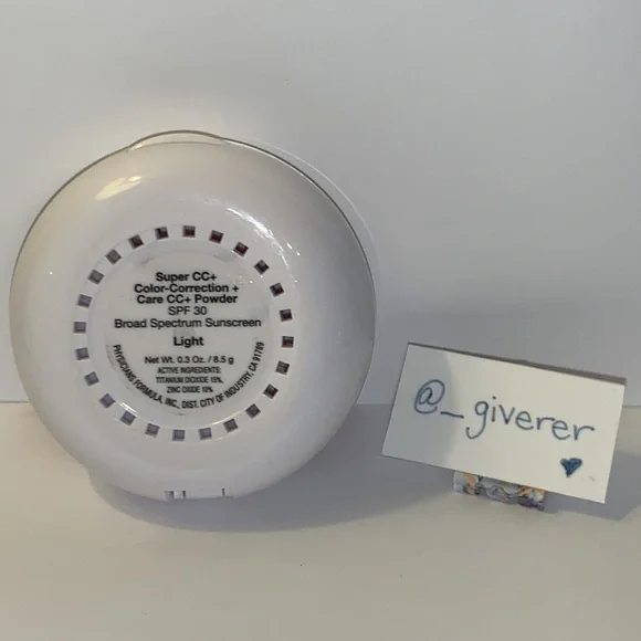 Light Super CC+ Color-Correction Powder Physicians Formula